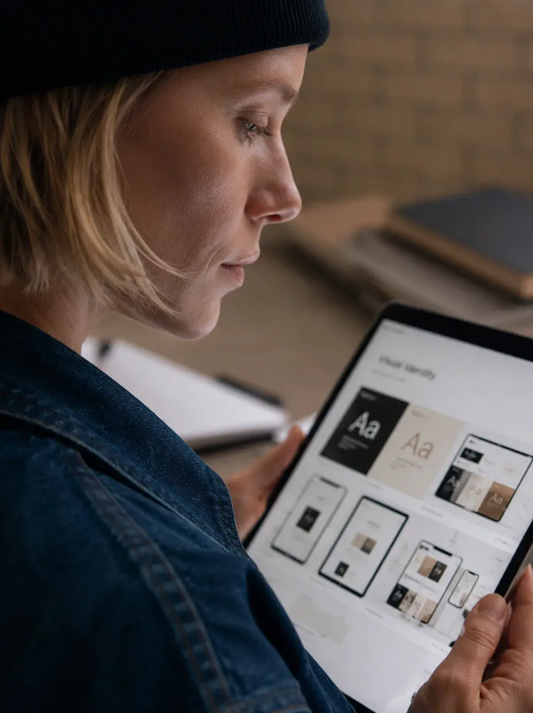 Directrice artistique tablette – présentation identité visuelle, profil